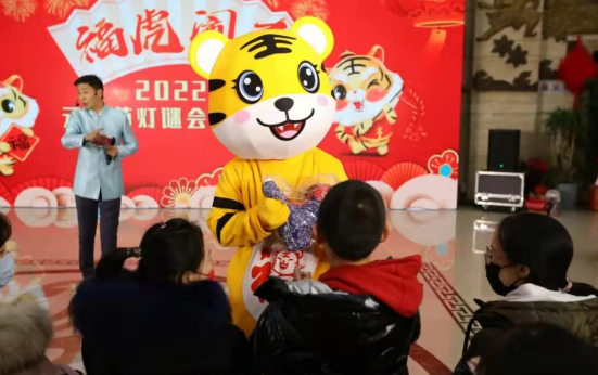 連心物業全力保障山東省文化館“?；⒂麓?喜迎二十大系列活動”